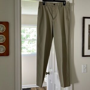 Men’s St John’s Bay Khaki Pants